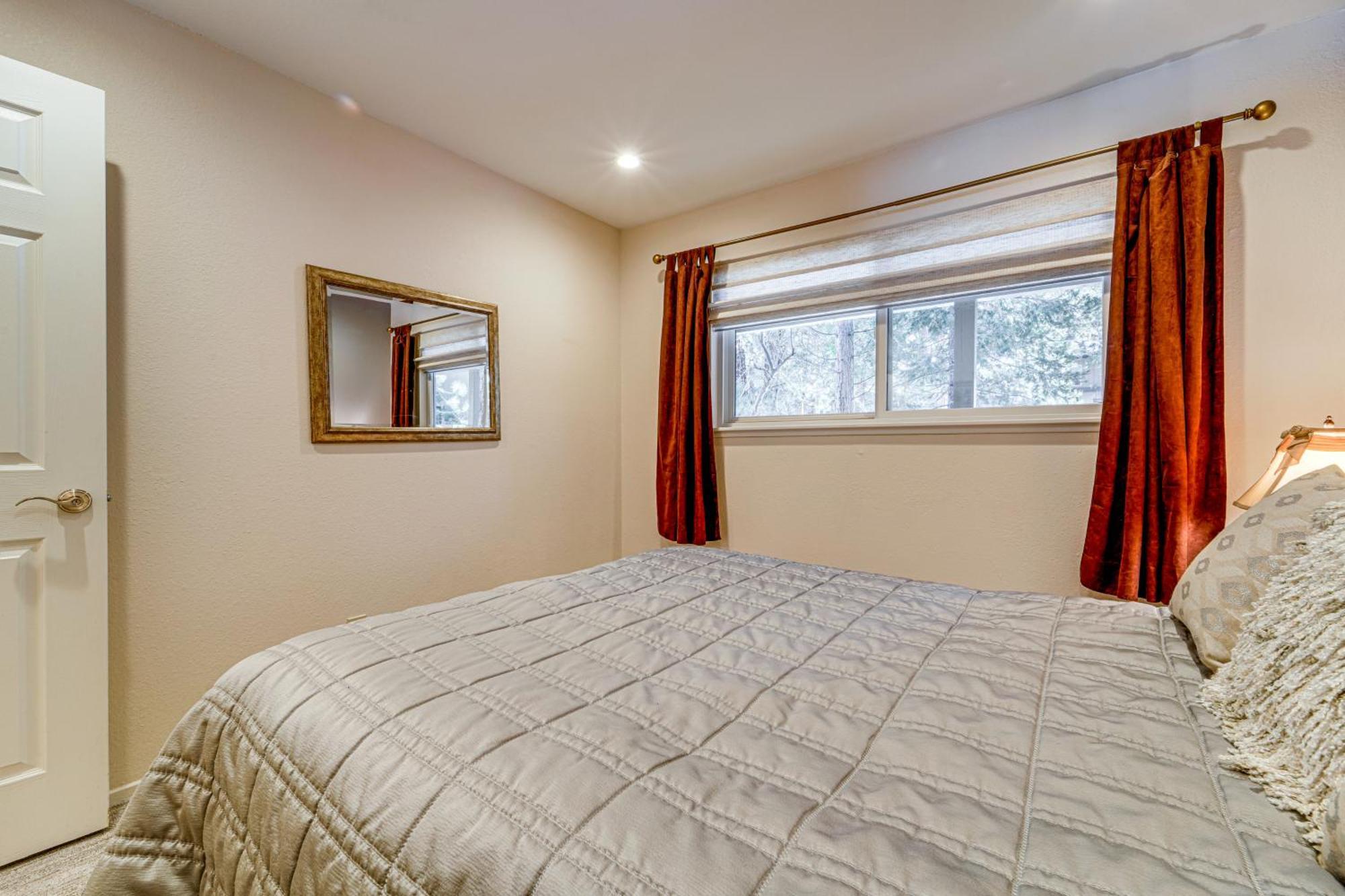 Tahoe Condo About 1 Mi To Diamond Peak Ski Resort! インクライン・ビレッジ エクステリア 写真