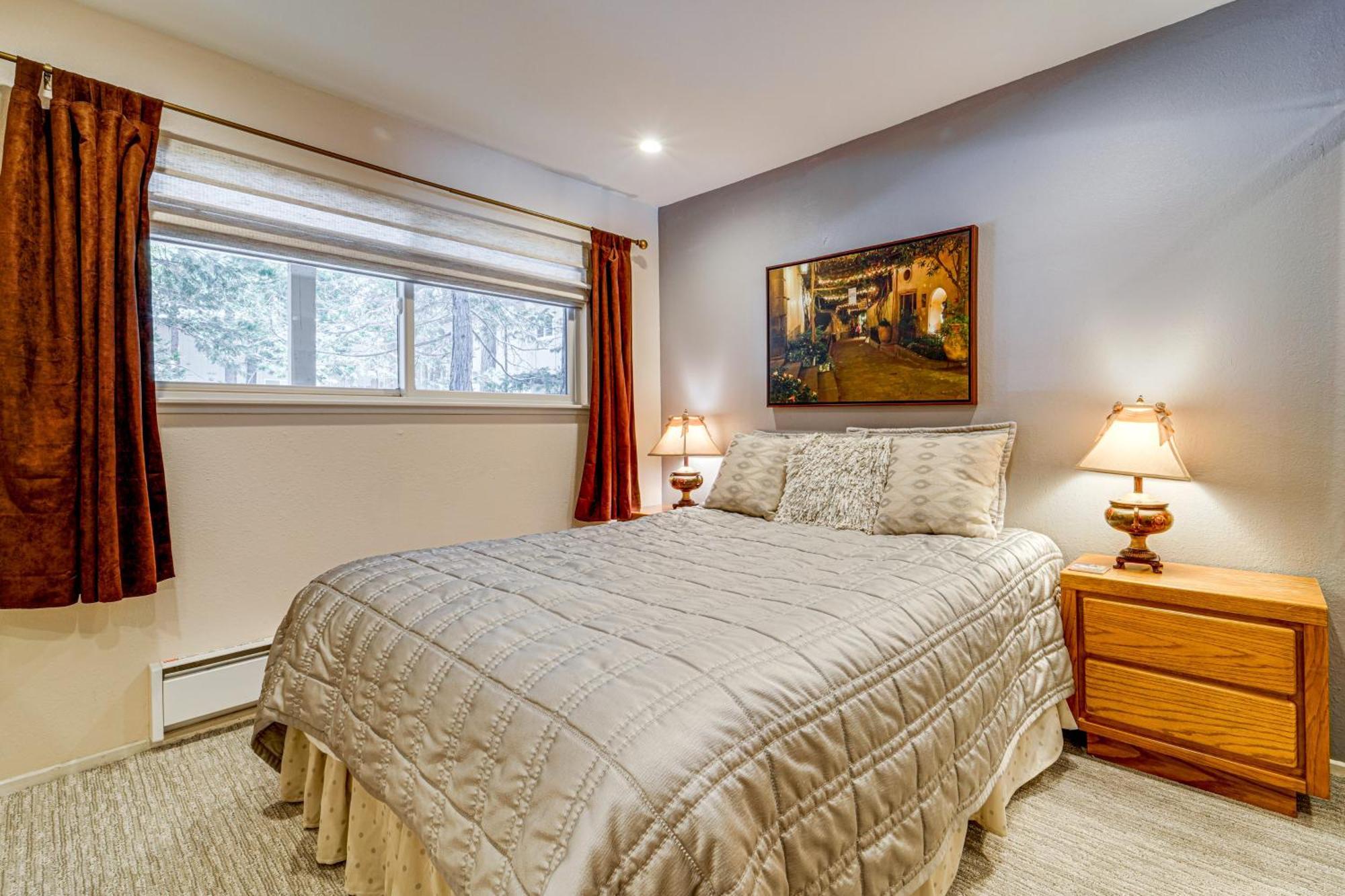 Tahoe Condo About 1 Mi To Diamond Peak Ski Resort! インクライン・ビレッジ エクステリア 写真
