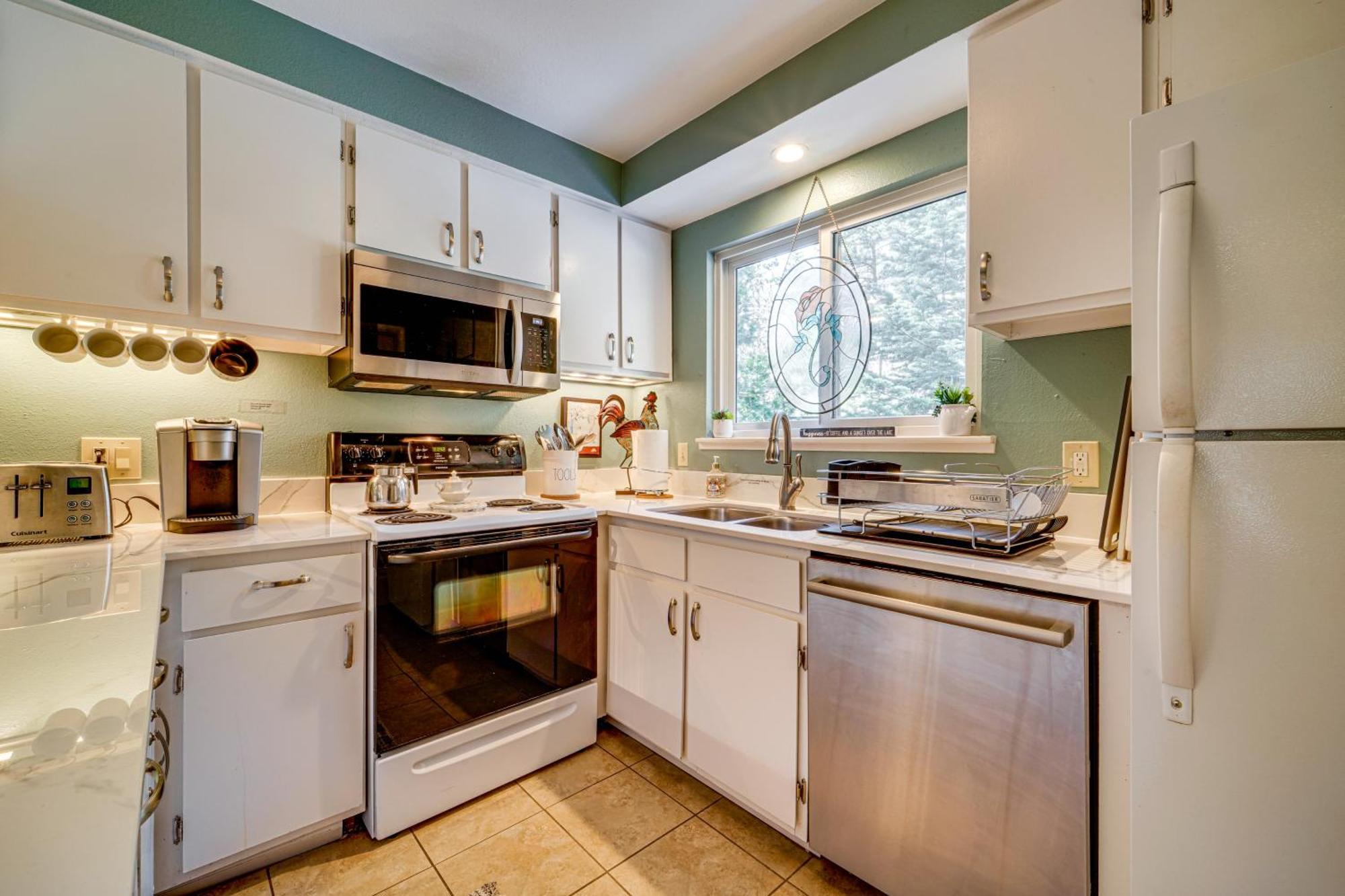 Tahoe Condo About 1 Mi To Diamond Peak Ski Resort! インクライン・ビレッジ エクステリア 写真