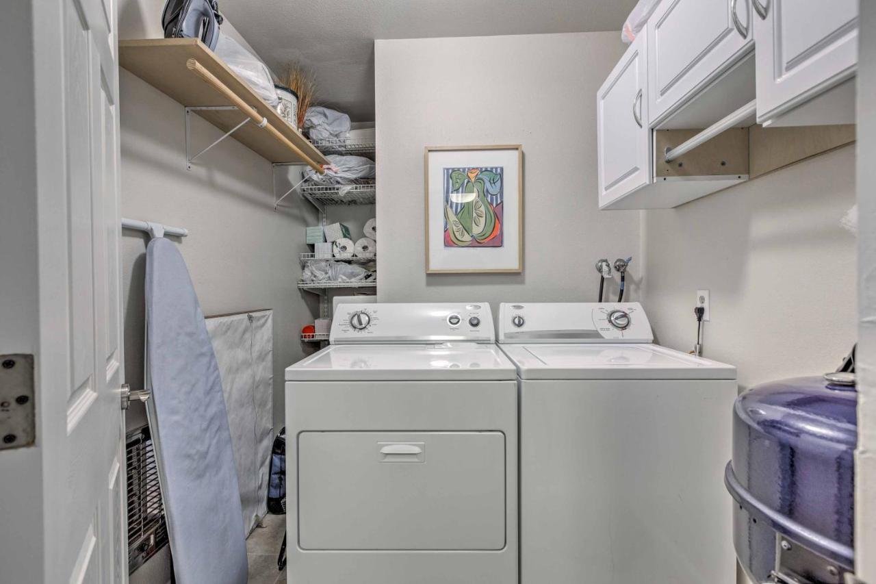 Tahoe Condo About 1 Mi To Diamond Peak Ski Resort! インクライン・ビレッジ エクステリア 写真